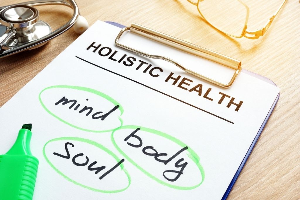 5 Tips for Starting a Career with a Holistic Medicine Degree