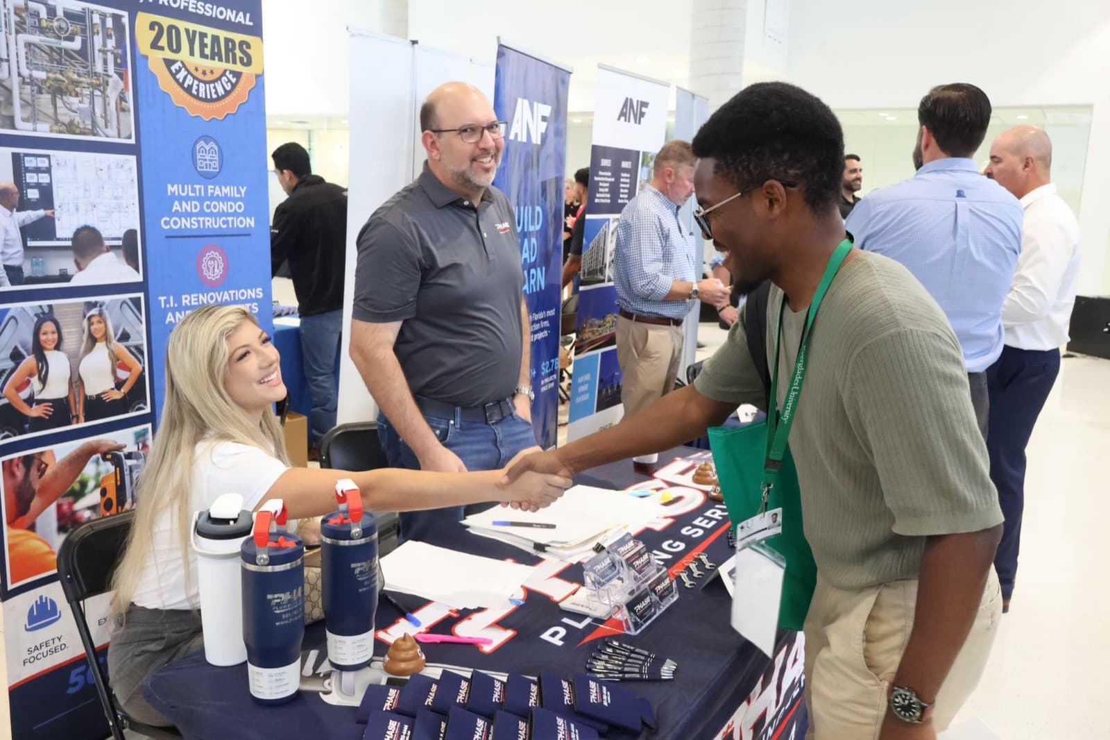 An Everglades University student connects with the Phase Plumbing team.